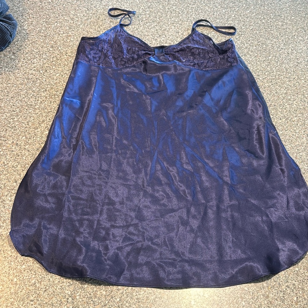 Vintage sleep solutions lingerie